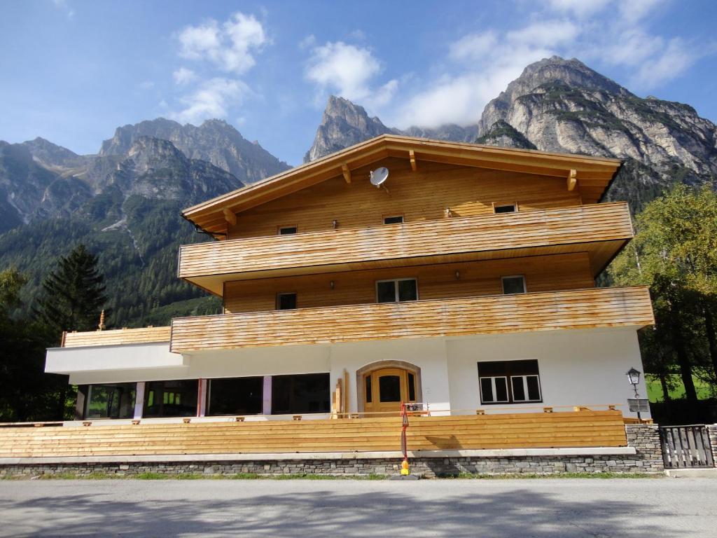 Апартаменти Gschnitzerhof Екстер'єр фото